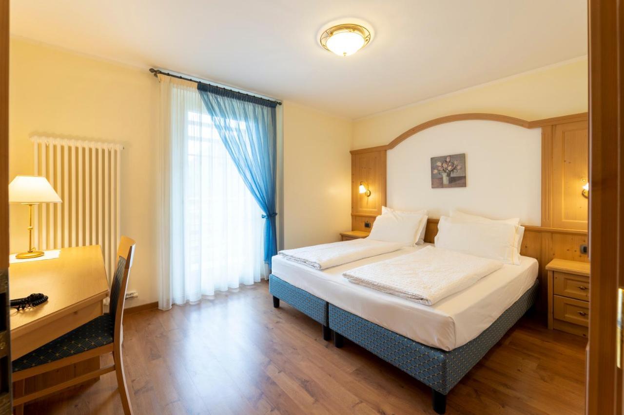 Hotel Lido - Slow & Natural Living Molveno Luaran gambar