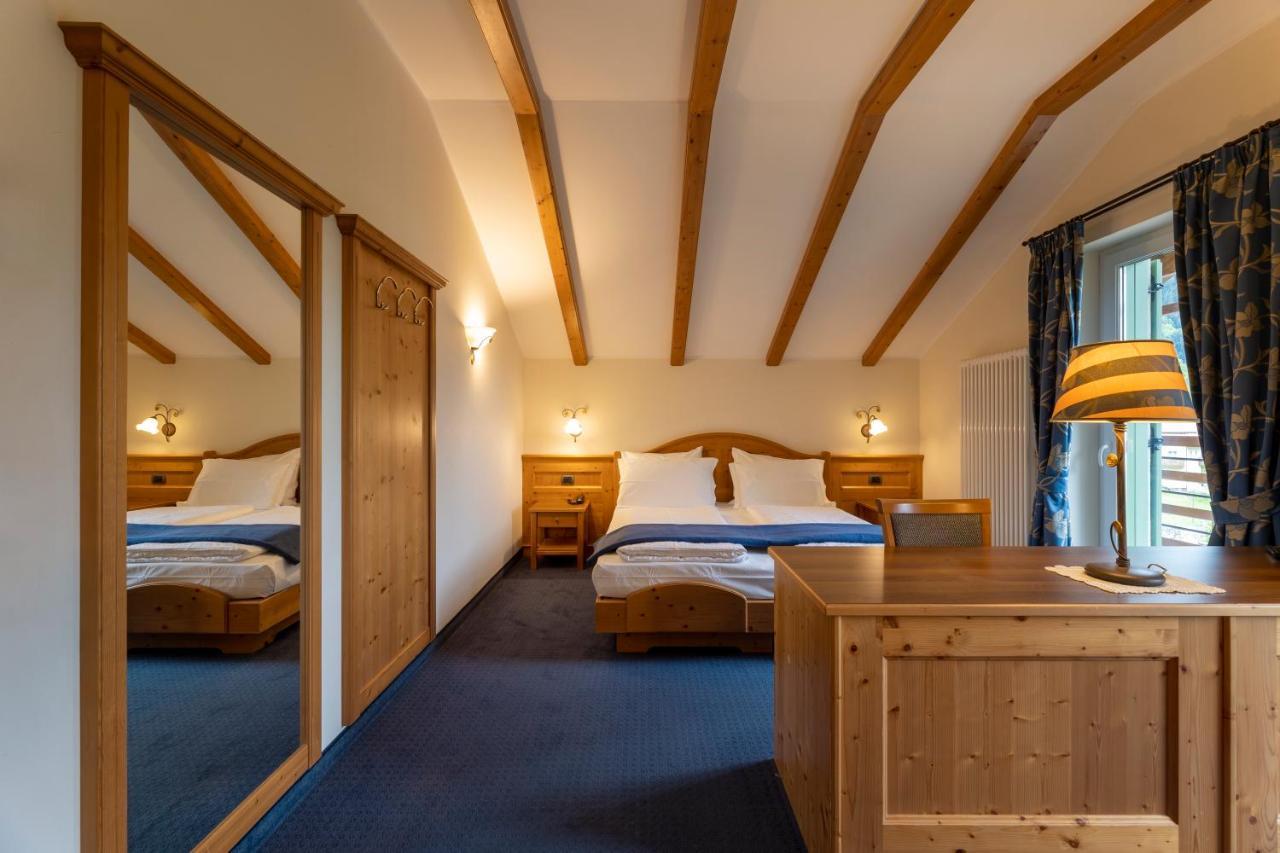 Hotel Lido - Slow & Natural Living Molveno Luaran gambar