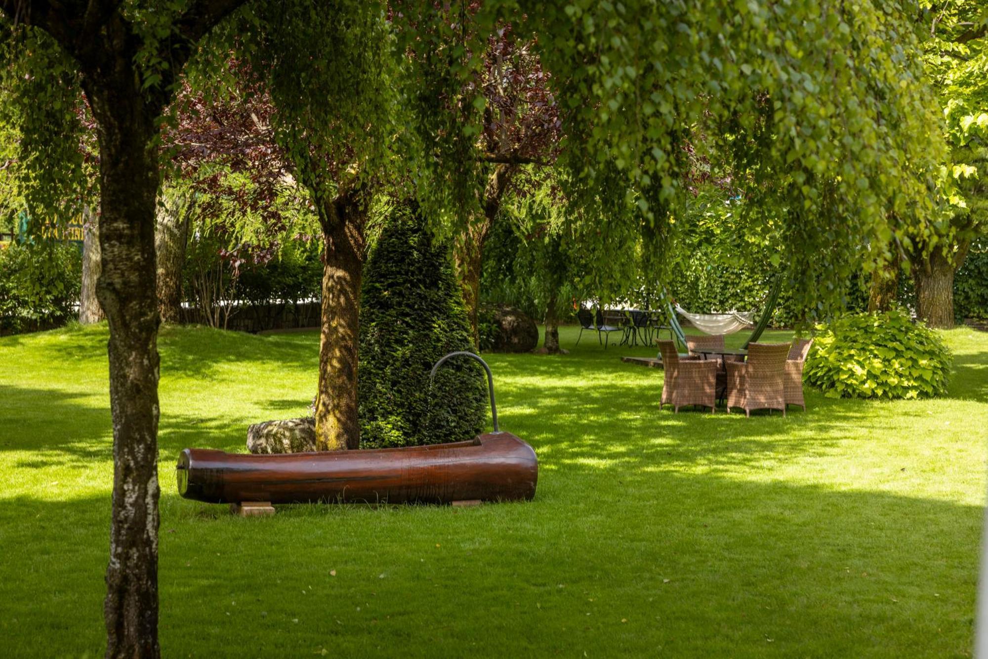 Hotel Lido - Slow & Natural Living Molveno Luaran gambar