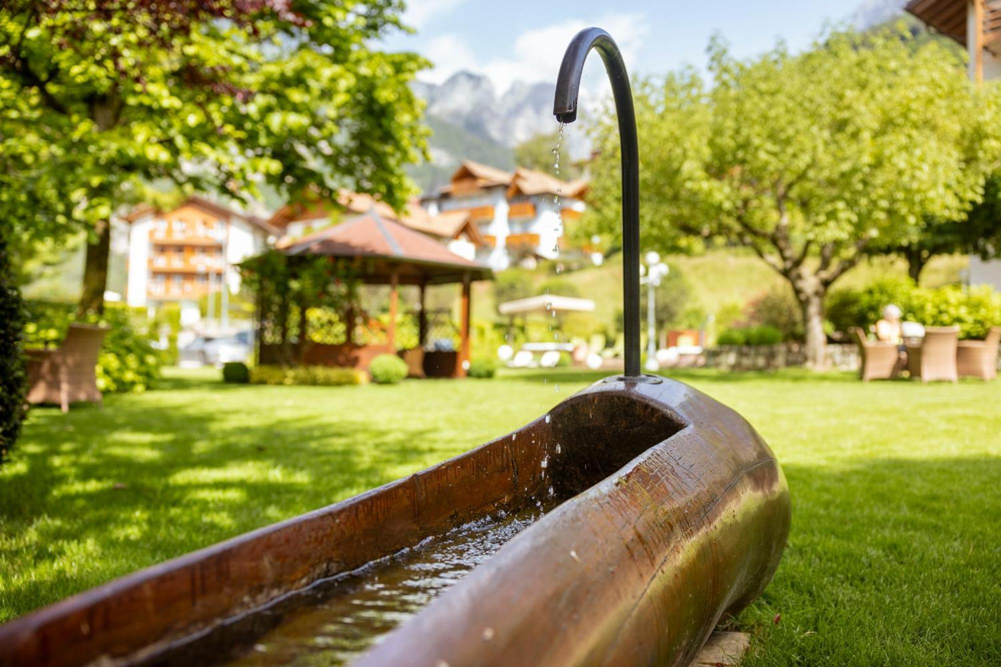 Hotel Lido - Slow & Natural Living Molveno Luaran gambar